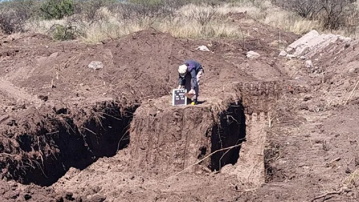 Identifican 12 desaparecidos de la dictadura en La Perla: un paso hacia la justicia.