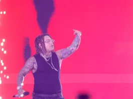 Polimá Westcoast reinventa "My Blood" con sonidos andinos en Viña 2023.