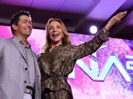 Rafael Araneda y Karen Doggenweiler animarán Viña 2027 tras renovar contrato.