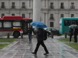 Se anticipan lluvias y descenso de temperaturas en la Región Metropolitana y sur del país.