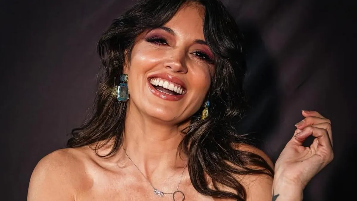 Yamila Reyna regresa al stand up tras su separación y anuncia nuevas fechas.