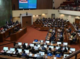 La Cámara de Diputados aprueba la ley "Escuelas Protegidas" con 103 votos a favor.