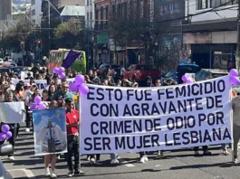 Marcha en Valparaíso por justicia para Camila Ponce y exigencia a Ministerio de la Mujer.