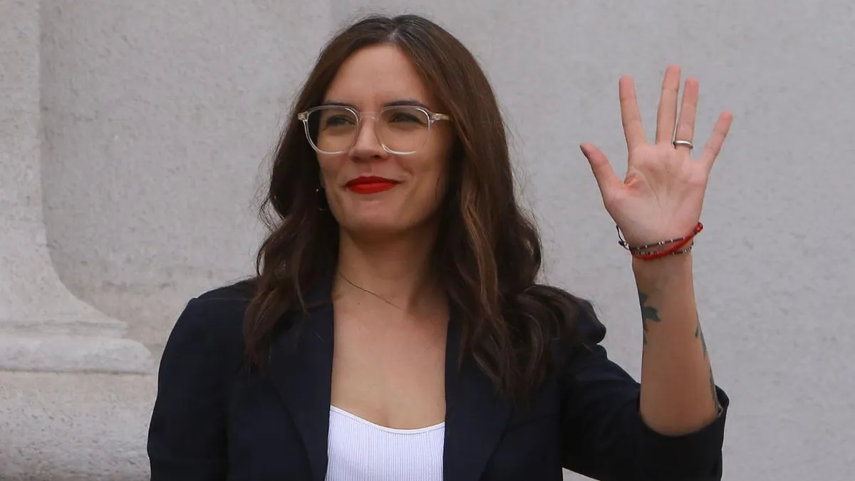 Camila Vallejo en Barcelona para el encuentro "En Defensa de la Democracia".