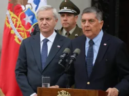 El ministro Claudio Alvarado reafirma la unidad del Gobierno ante críticas de descoordinación.