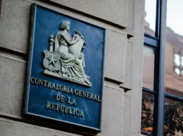 La Contraloría aclara que solo chilenos pueden ser funcionarios municipales.