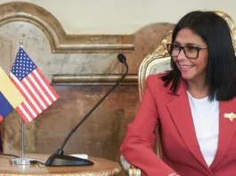 Delcy Rodríguez anuncia negociaciones para resolver la crisis eléctrica en Zulia.