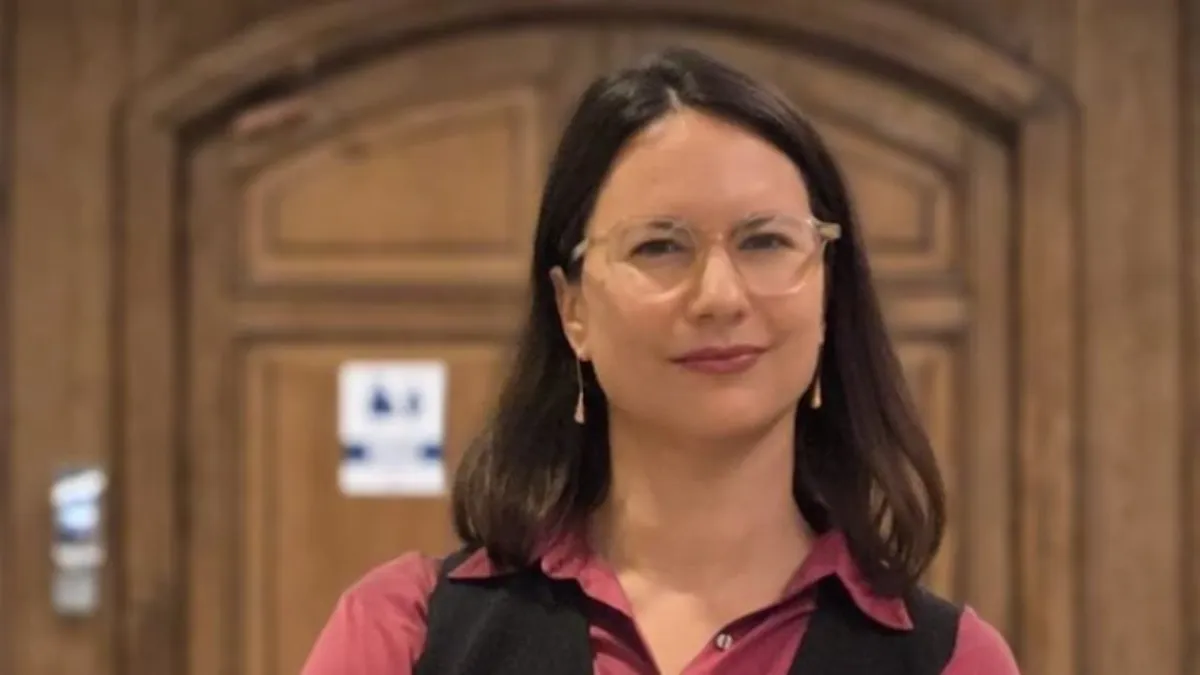 Irací Hassler critica la gestión de Kast y defiende derechos económicos y de mujeres.