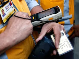 Cinco funcionarios detenidos por vender licencias de conducir en Isla de Maipo.