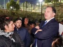 El ministro Poduje presenta cronograma de reconstrucción en El Olivar