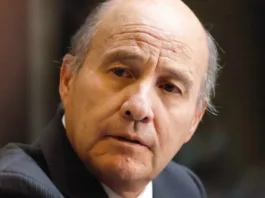 El ministro Quiroz asegura que no habrá recortes en educación