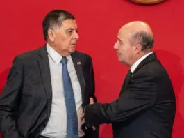 El gobierno de Kast presenta ley miscelánea que genera debate legislativo.