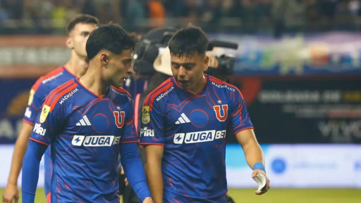 Ñublense triunfa sobre U. de Chile en un partido polémico por la entrada de Campusano.