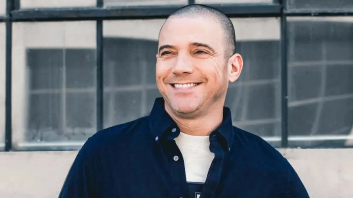 Julián Elfenbein será el nuevo conductor de "Contigo en la Mañana" en Chilevisión.