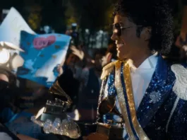 La biografía de Michael Jackson enfrenta controversias y retrasos en su estreno.