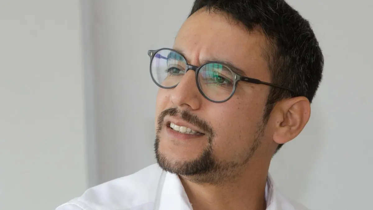 El alcalde Miguel Concha denuncia la inacción del Gobierno ante la inseguridad en Peñalolén.