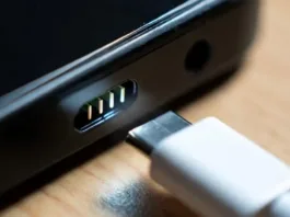 Alerta de Sernac: Retiro de cargadores MLAB 9272 por riesgo de incendio.