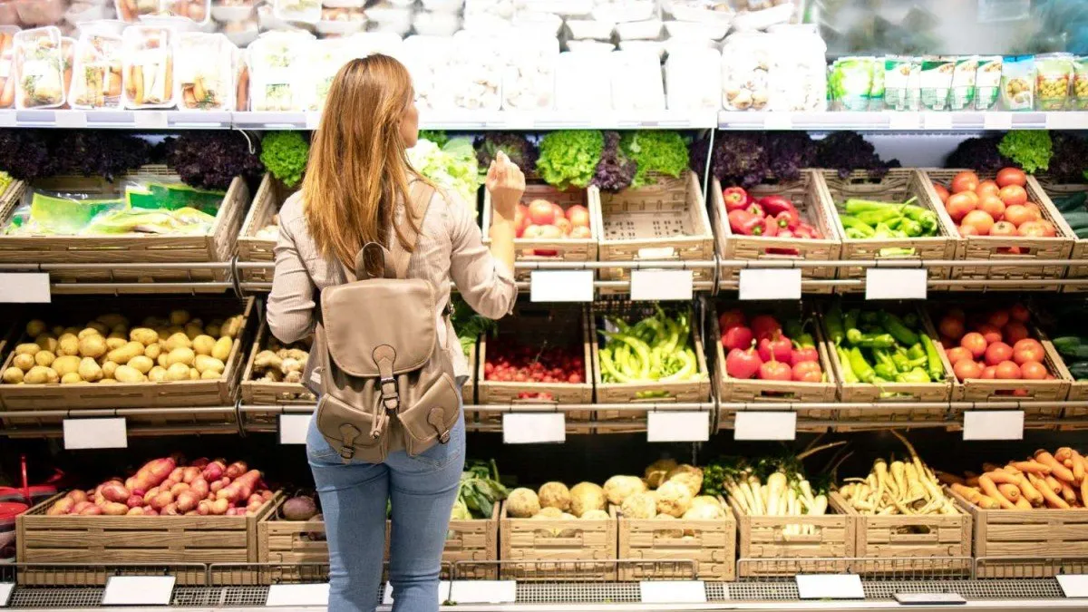 Los supermercados abrirán normalmente el 3 de abril