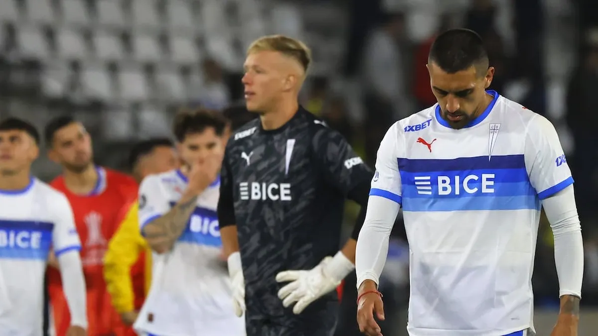 La Universidad Católica cae 2-1 ante Boca Juniors en su debut en la Copa Libertadores.