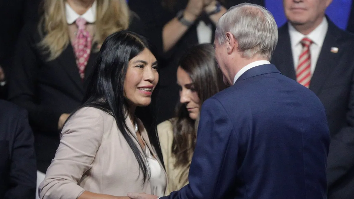 La agresión a la ministra Lincolao desata condenas y tensiones políticas en Chile.